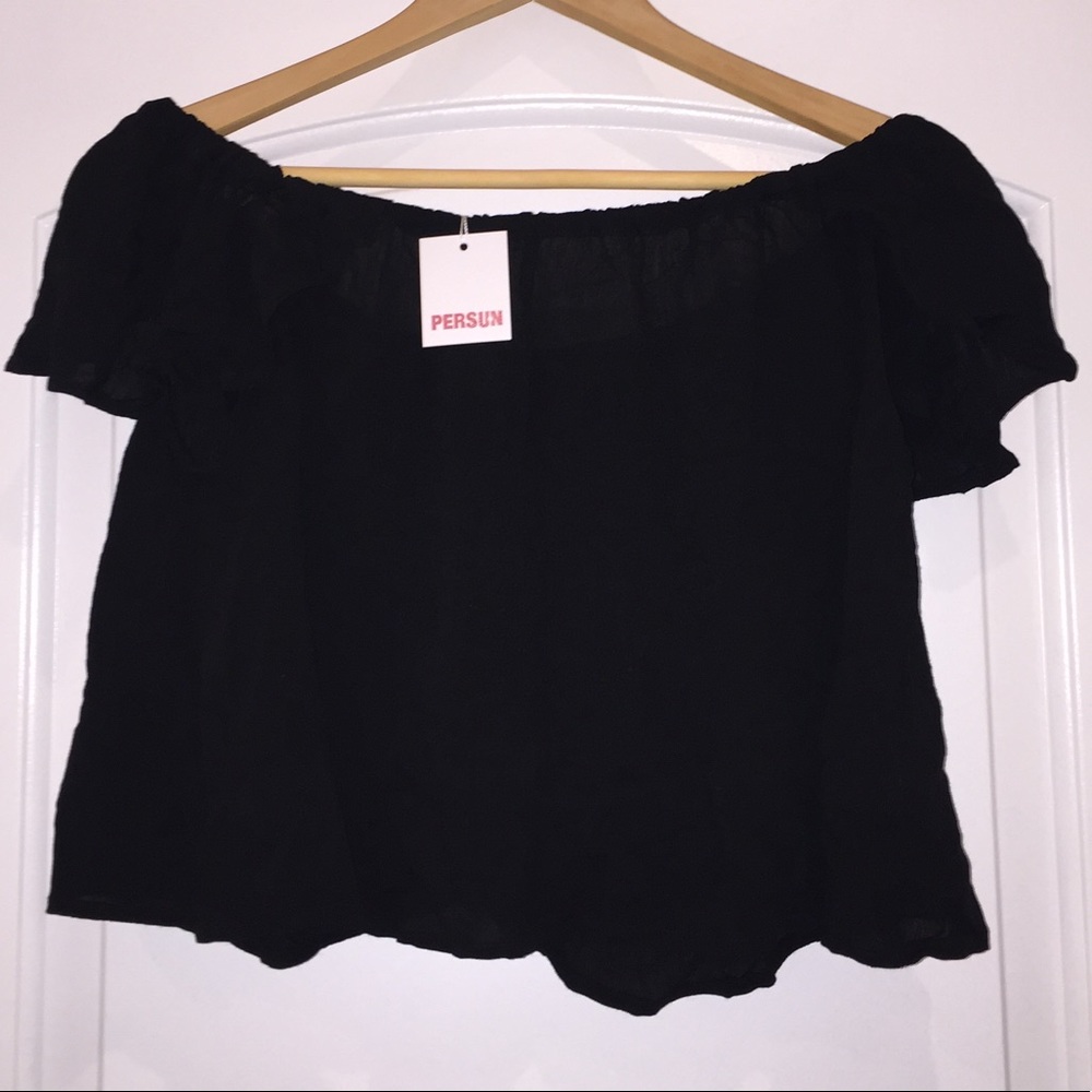 🌻 New Persun off the shoulder crop top